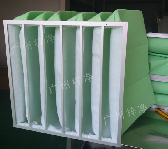 過(guò)濾棉袋式初效過(guò)濾器具有風(fēng)量大、阻力低、容塵量大特點(diǎn)。