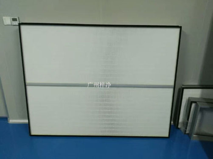 HEPA高效過濾網(wǎng)可廣泛用于光學(xué)電子、LCD液晶制造，生物醫(yī)藥、精密儀器、飲料食品，PCB印刷等行業(yè)無塵凈化車間的空調(diào)末端送風(fēng)處。